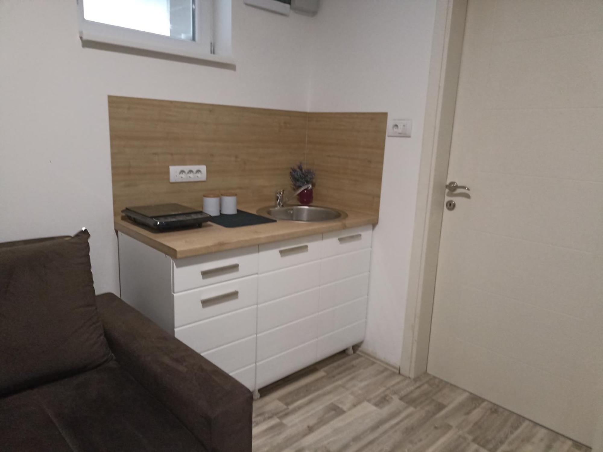 Vikendica Apartments Dunav Ms Celarevo Ngoại thất bức ảnh